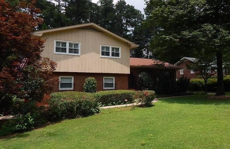4 bedroom, 2,175 sq ft single family residence sold at 2749 Arldowne Drive, Tucker, GA 30084
