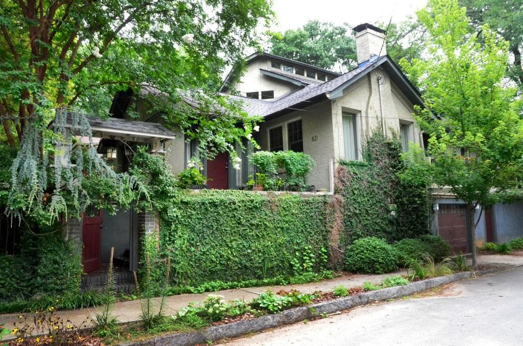 4 bedroom, 2,462 sq ft single family residence sold at 821 Penn Avenue, Atlanta, GA 30308