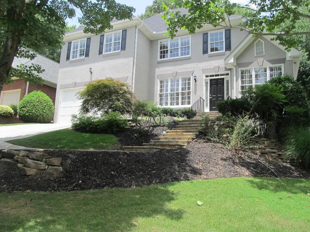 325 Ledgemont Court, Sandy Springs, GA 30342 — most recent listing photo