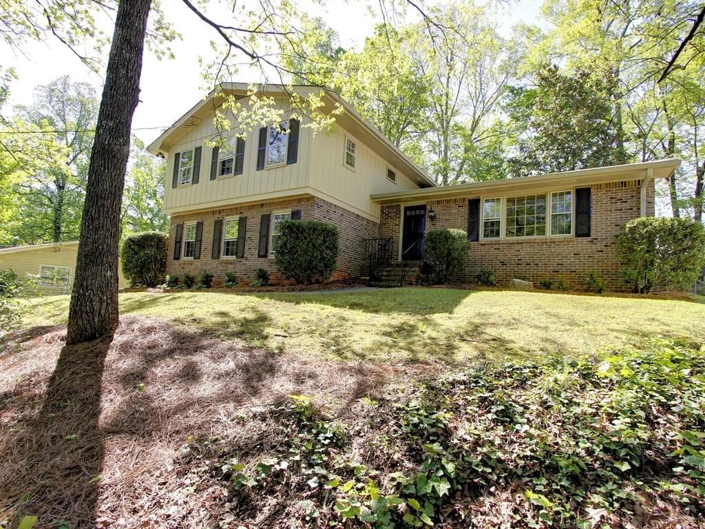 4644 Mountain Creek Drive, Roswell, GA 30075 — most recent listing photo