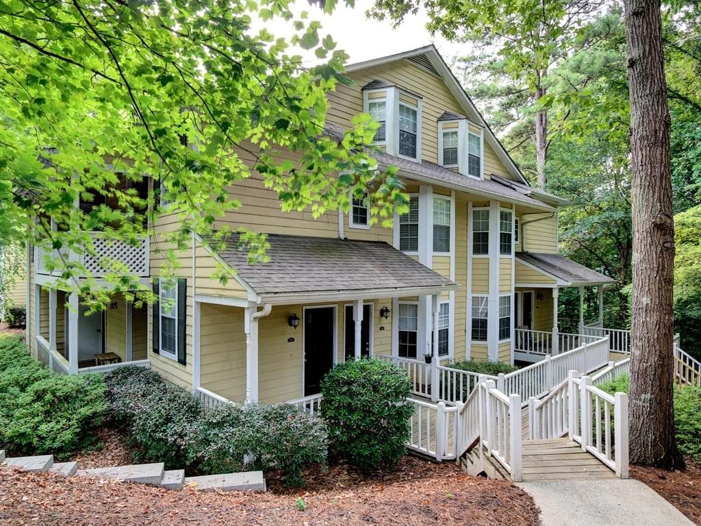 4080 Riverlook Parkway 206, Marietta, GA 30067 — most recent listing photo