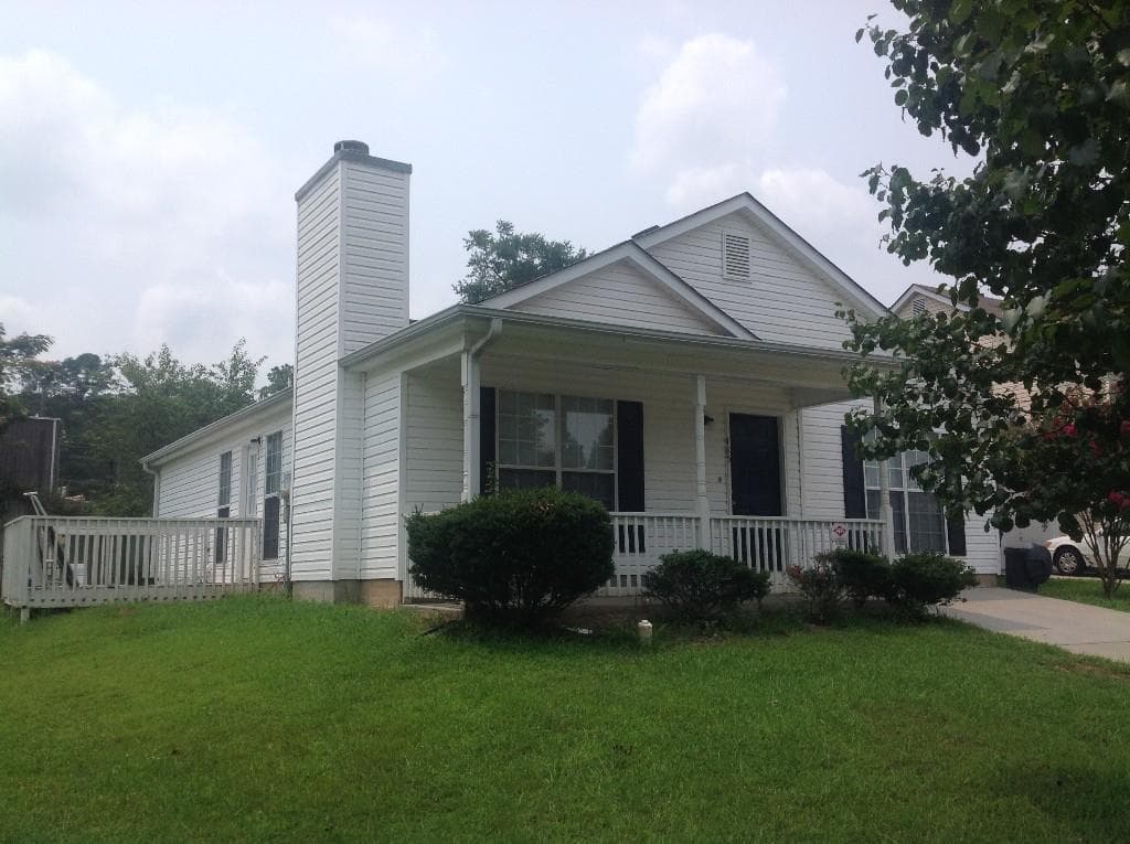 485 Eagles Crossing Circle, Riverdale, GA 30274 — most recent listing photo