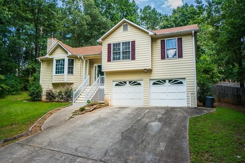408 Robin Hood Drive, Douglasville, GA 30134 — most recent listing photo