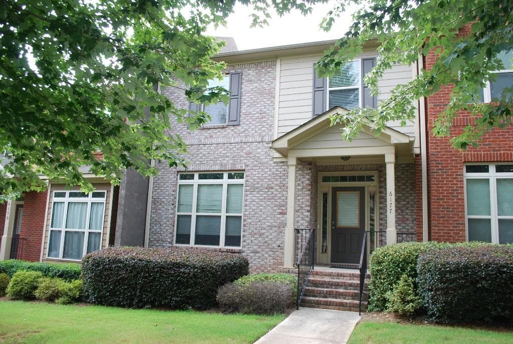 3 bedroom townhouse sold at 6177 Thorncrest Drive, Tucker, GA 30084
