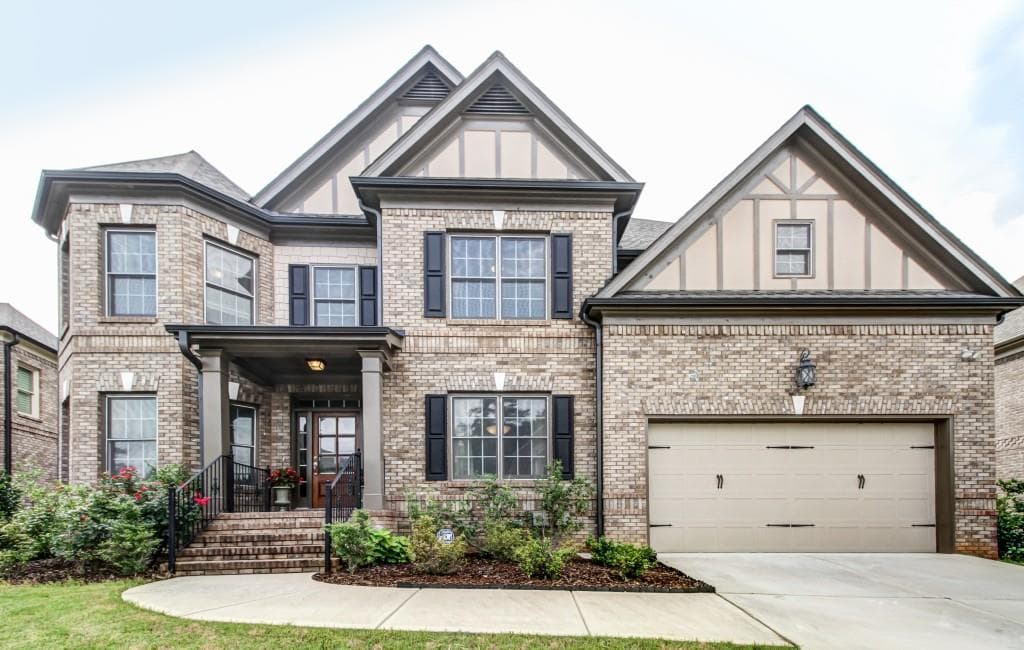8 bedroom, 3,229 sq ft single family residence sold at 3075 Frazier Walk, Decatur, GA 30033