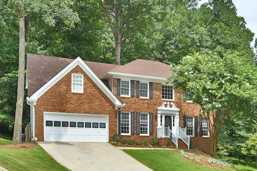 4 bedroom, 2,331 sq ft single family residence sold at 805 Connell Lane, Lawrenceville, GA 30044