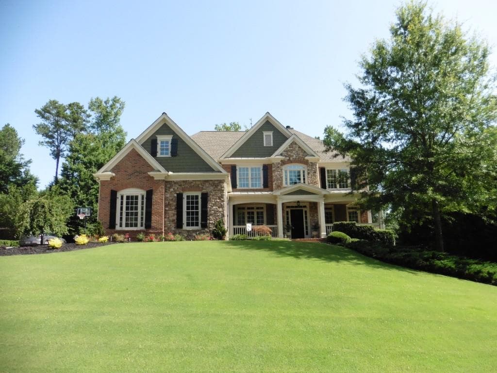 5 bedroom single family residence sold at 3090 CORSAIR Curve, Cumming, GA 30040