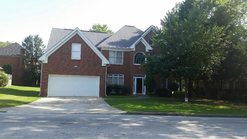 5674 Southland Drive, Stone Mountain, GA 30087 — most recent listing photo