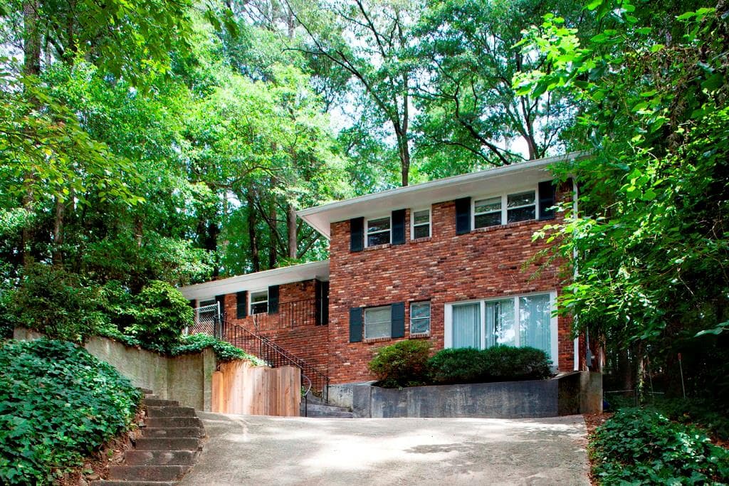 1000 Latham Road, Decatur, GA 30033 — most recent listing photo