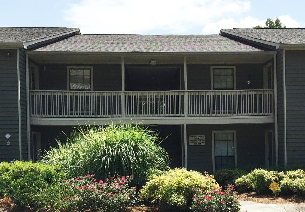 2 bedroom, 1,270 sq ft condominium sold at 2820 Vinings Central Drive 142, Atlanta, GA 30339