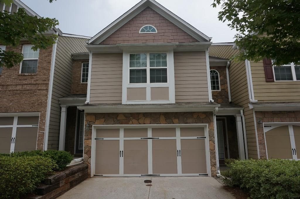 3 bedroom, 1,788 sq ft townhouse sold at 2575 Pierce Brennen Court, Lawrenceville, GA 30043