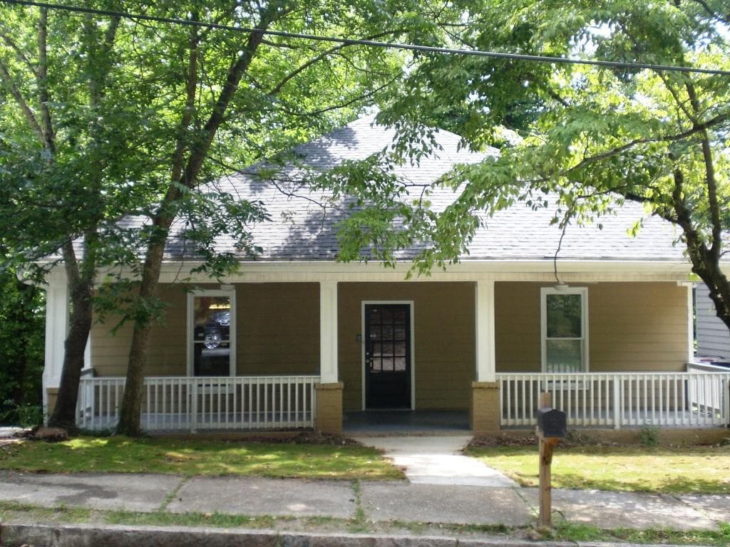 3 bedroom, 1,748 sq ft single family residence sold at 90 Montgomery Street, Atlanta, GA 30317