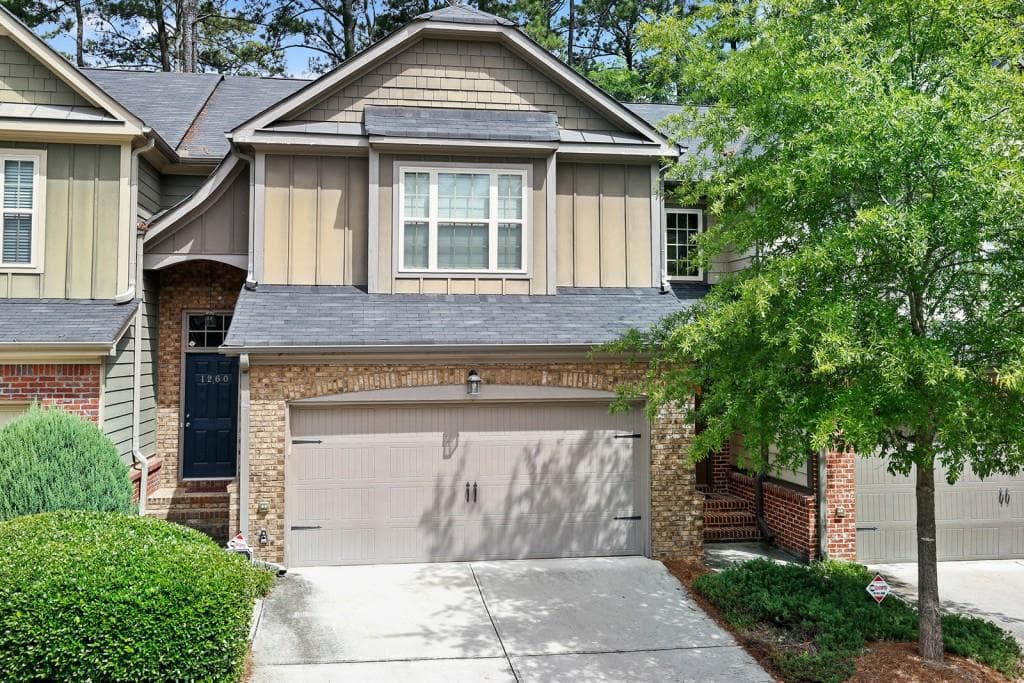 1260 Houndslake Drive, Marietta, GA 30008 — most recent listing photo