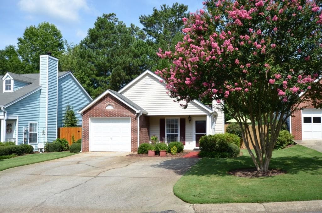 225 Dennis Drive, Alpharetta, GA 30009 — most recent listing photo