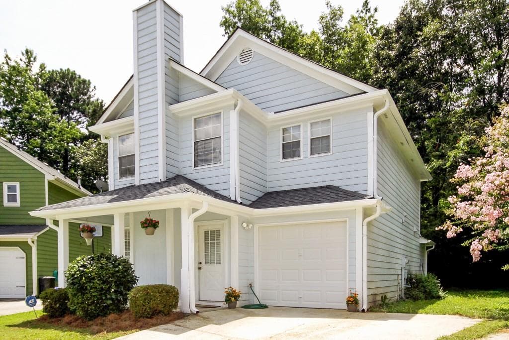 4325 Bridle Path Court, Tucker, GA 30084 — most recent listing photo