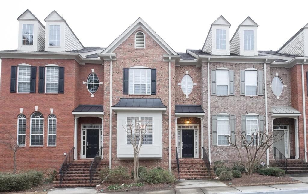 3 bedroom, 2,498 sq ft townhouse sold at 3514 Henderson Reserve, Atlanta, GA 30341