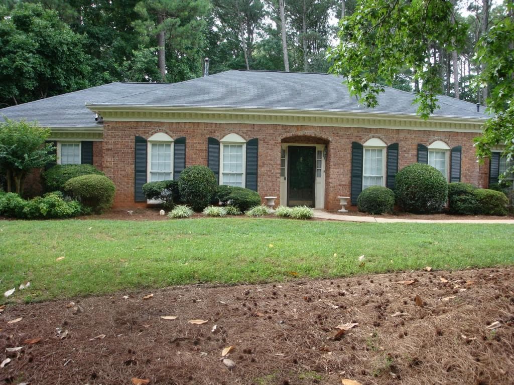 3 bedroom single family residence sold at 2642 Kenwood Drive, Duluth, GA 30096