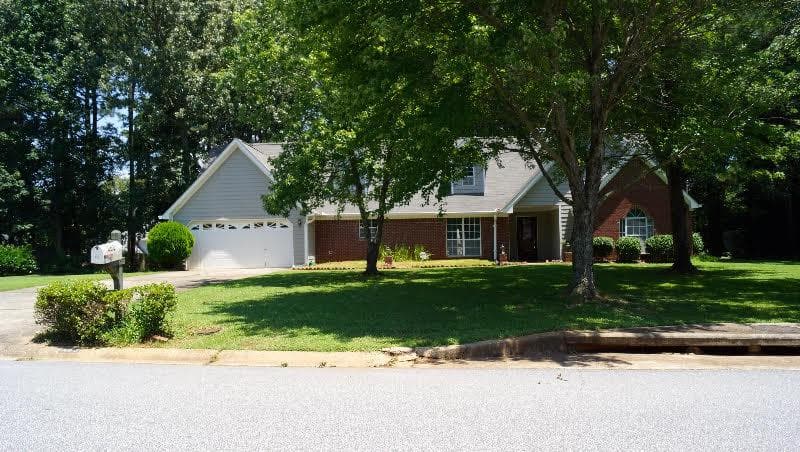 360 Leigh Kay Drive, Lawrenceville, GA 30046 — most recent listing photo