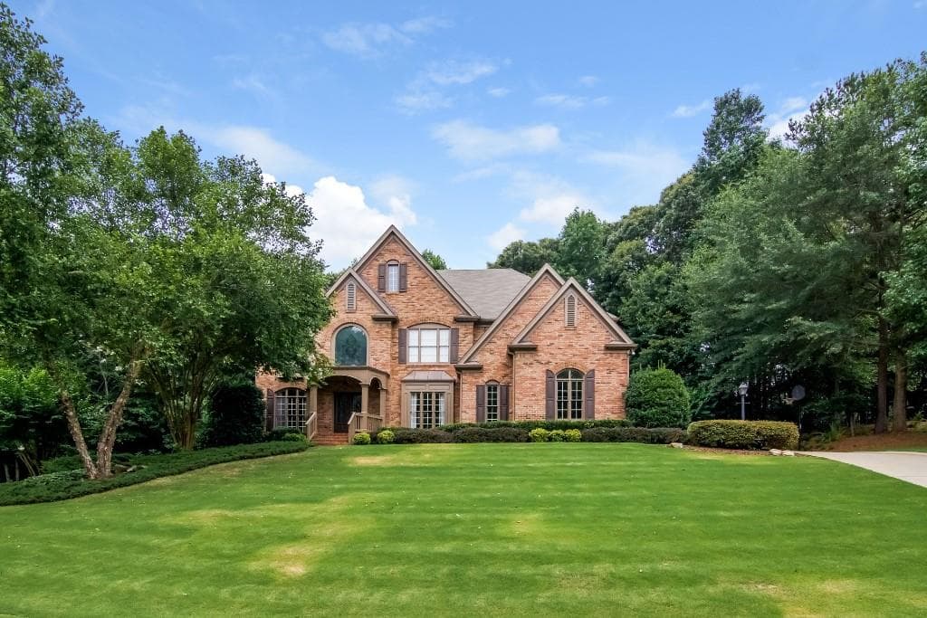 105 Riverview Drive, Suwanee, GA 30024 — most recent listing photo