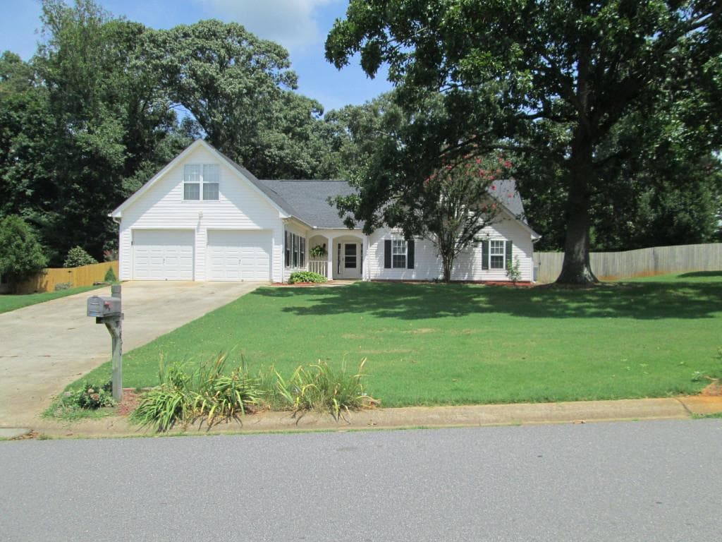 7840 Castleberry Farms Drive, Gainesville, GA 30506 — most recent listing photo