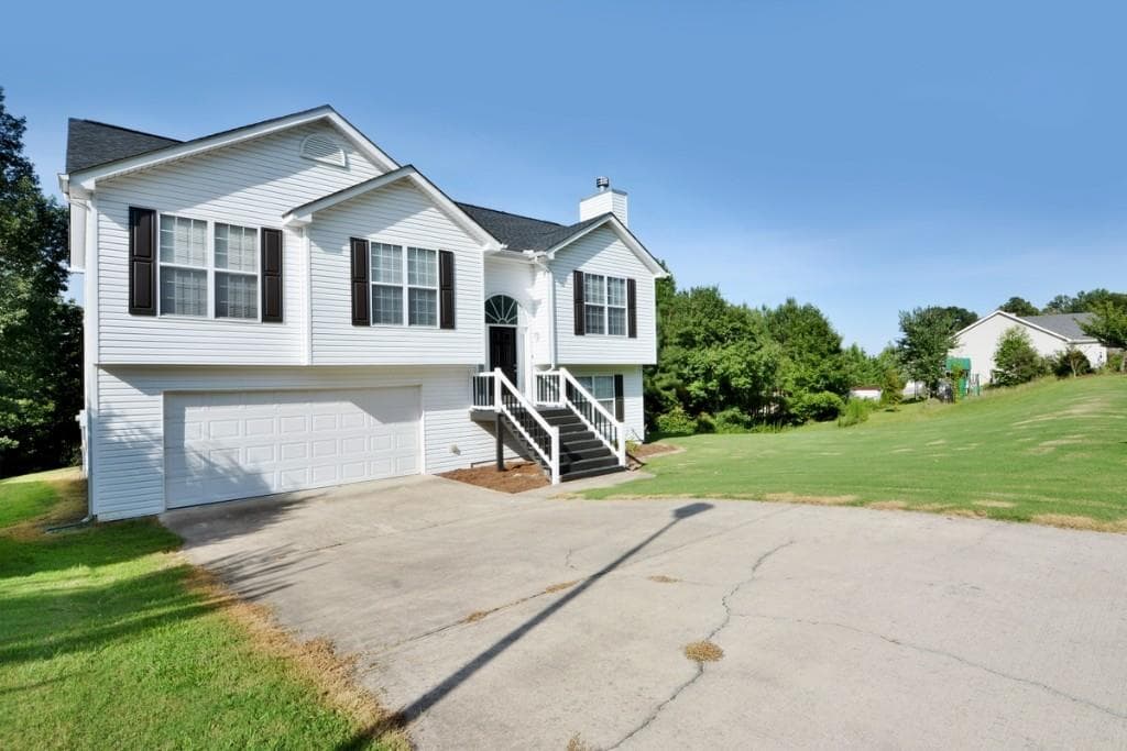 5032 Pristine Point, Flowery Branch, GA 30542 — most recent listing photo