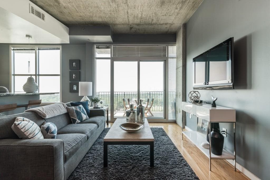 1 bedroom, 791 sq ft condominium sold at 250 Pharr Road 1614, Atlanta, GA 30305