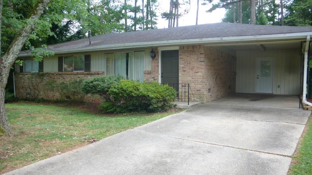 3041 Hudson Court, Decatur, GA 30033 — most recent listing photo