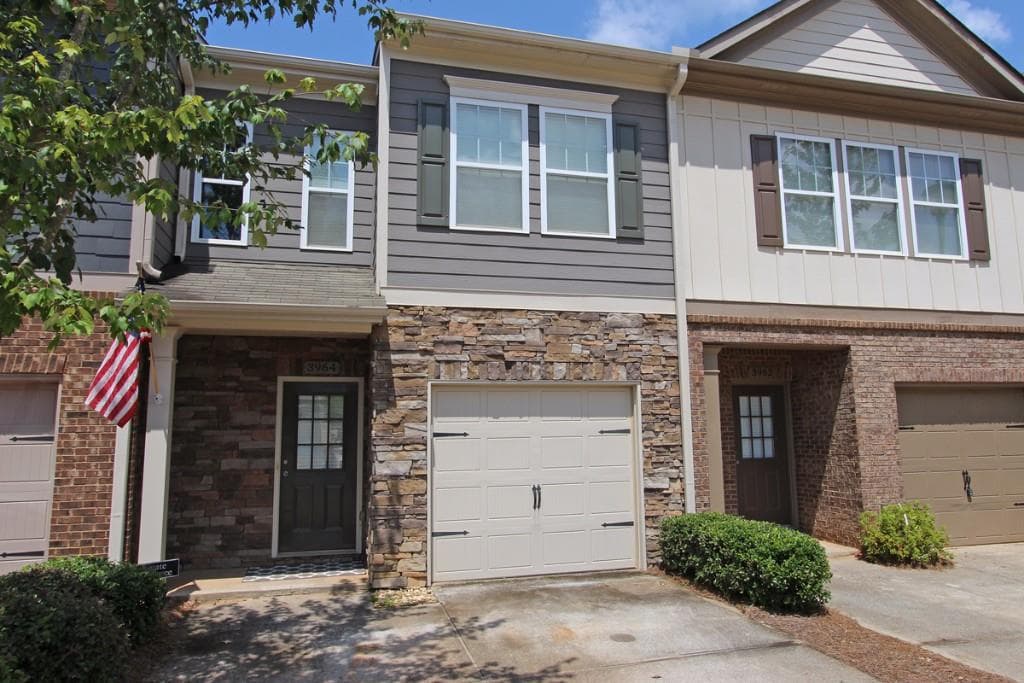 3 bedroom, 1,619 sq ft townhouse sold at 3964 CYRUS CREST Circle, Kennesaw, GA 30152