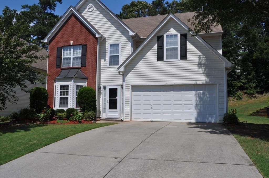 1045 Grace Drive, Lawrenceville, GA 30043 — most recent listing photo