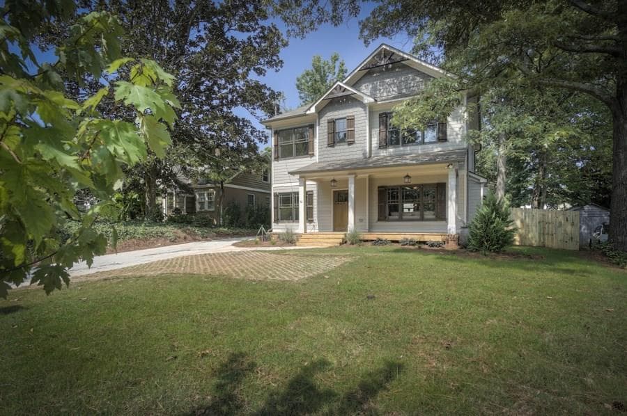 4 bedroom, 2,500 sq ft single family residence sold at 52 Candler Road, Atlanta, GA 30317