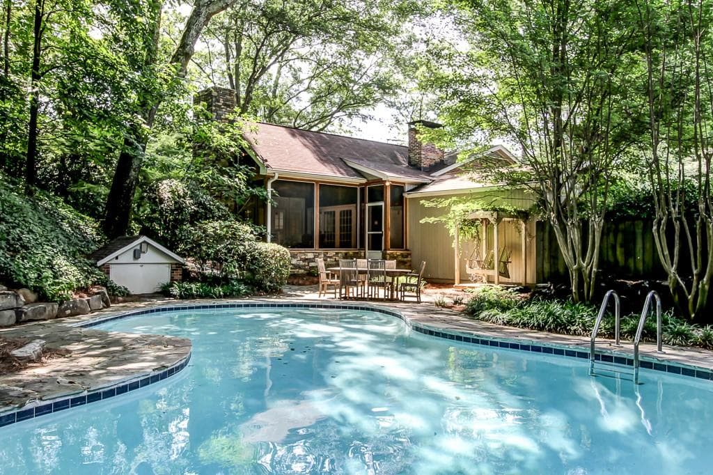 1542 Victoria Falls Drive, Atlanta, GA 30329 — most recent listing photo
