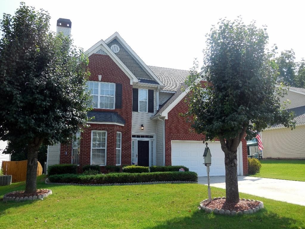 4 bedroom, 2,123 sq ft single family residence sold at 2071 Wildcat Cliffs Lane, Lawrenceville, GA 30043