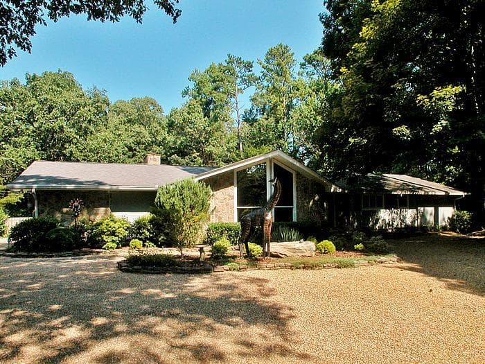 1580 Huntingdon Trail, Sandy Springs, GA 30350 — most recent listing photo