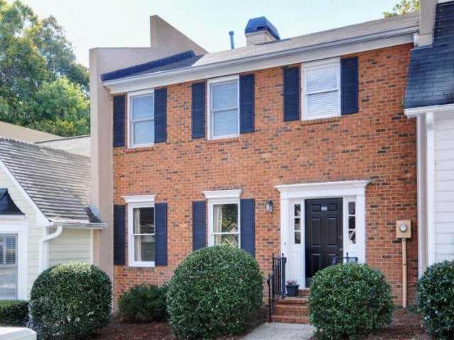 2 bedroom, 2,216 sq ft townhouse sold at 935 Lenox Hill Court, Atlanta, GA 30324