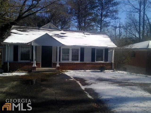 4 bedroom, 1,159 sq ft single family residence sold at 351 Fairburn Road, Atlanta, GA 30331