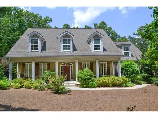 6 bedroom, 5,493 sq ft single family residence sold at 110 Lost Creek Court, Senoia, GA 30276
