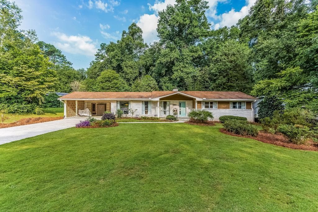 3 bedroom, 1,842 sq ft single family residence sold at 2632 Braithwood Road, Atlanta, GA 30345