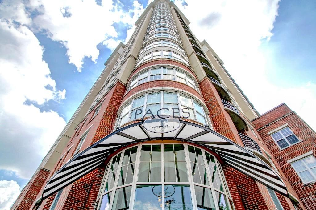 1 bedroom, 979 sq ft condominium sold at 325 E Paces Ferry Road 603, Atlanta, GA 30305