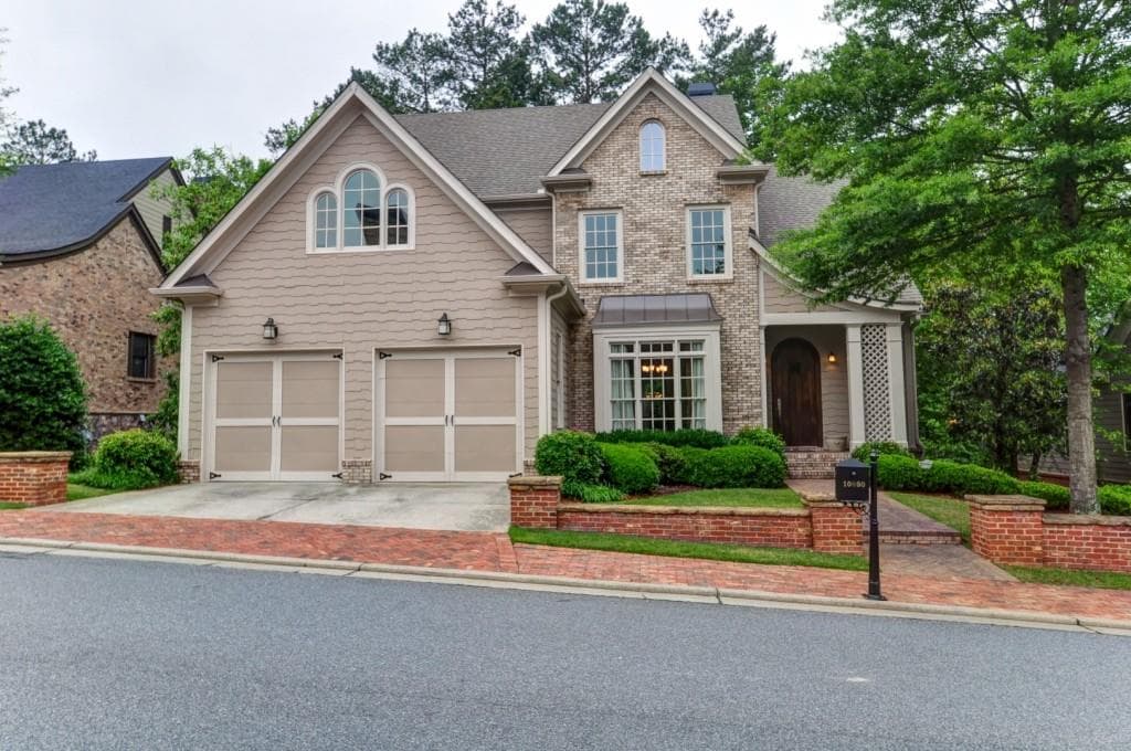 10890 Carrissa Trail, Alpharetta, GA 30022 — most recent listing photo