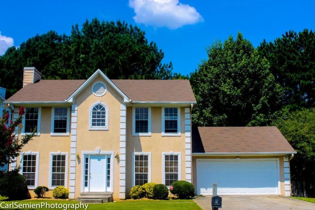 3 bedroom single family residence sold at 2050 Enon Pines Drive, Atlanta, GA 30331
