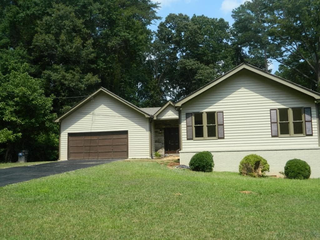 246 Pinetree Drive, Marietta, GA 30068 — most recent listing photo