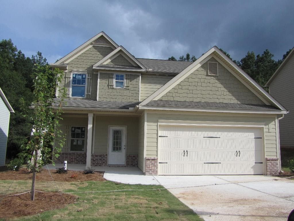 4 bedroom, 2,233 sq ft single family residence sold at 836 Donington Circle, Lawrenceville, GA 30045