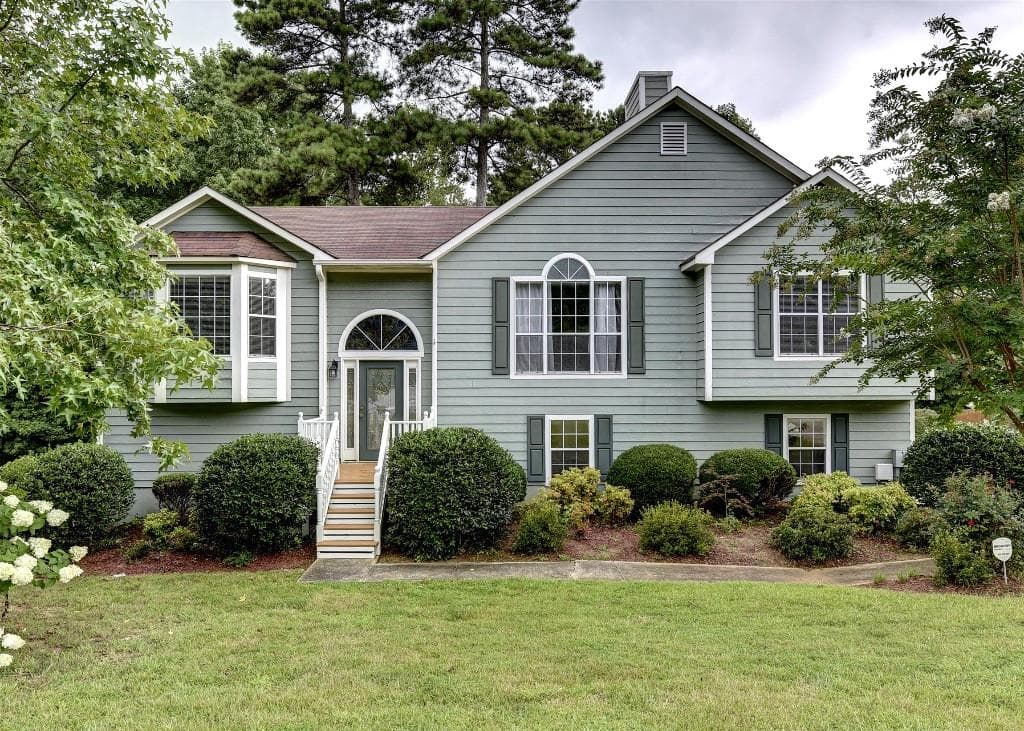 2098 W Lotus Point Drive, Lithia Springs, GA 30122 — most recent listing photo