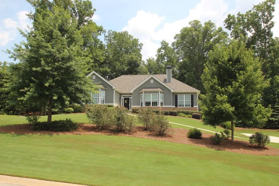 455 Southampton Circle, Hoschton, GA 30548 — most recent listing photo