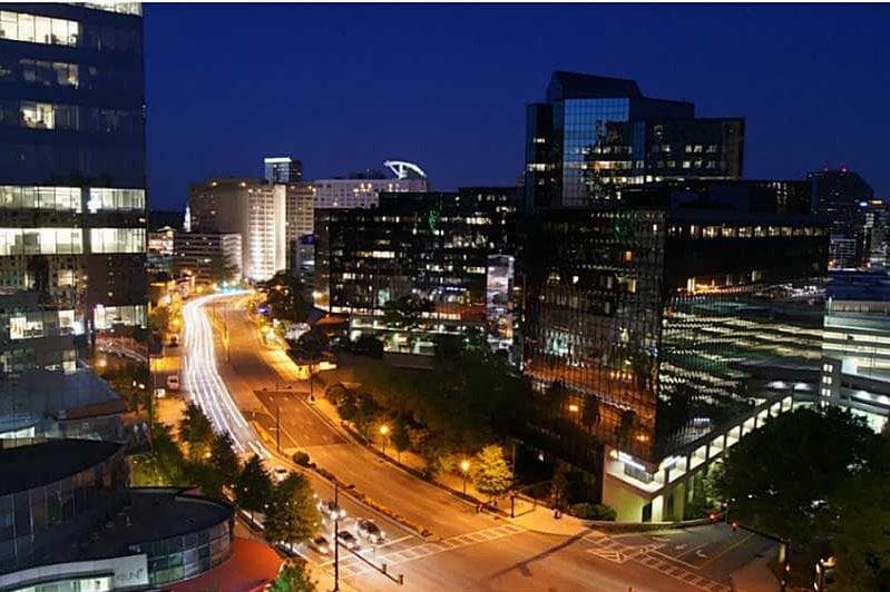 1 bedroom, 706 sq ft condominium sold at 3324 Peachtree Road 2717, Atlanta, GA 30326