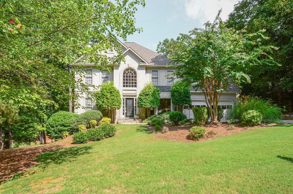 5 bedroom, 4,118 sq ft single family residence sold at 3314 Eagle Watch Drive, Woodstock, GA 30189