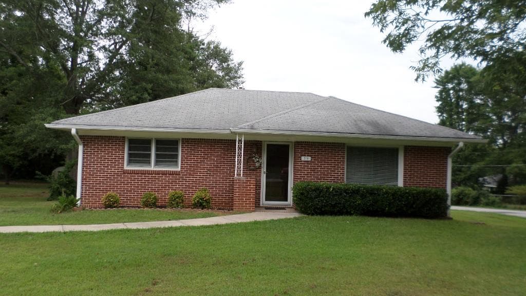 219 S James Street, Winder, GA 30680 — most recent listing photo