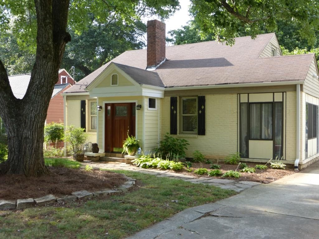 2 bedroom single family residence sold at 2836 Hosea Williams Drive, Atlanta, GA 30317