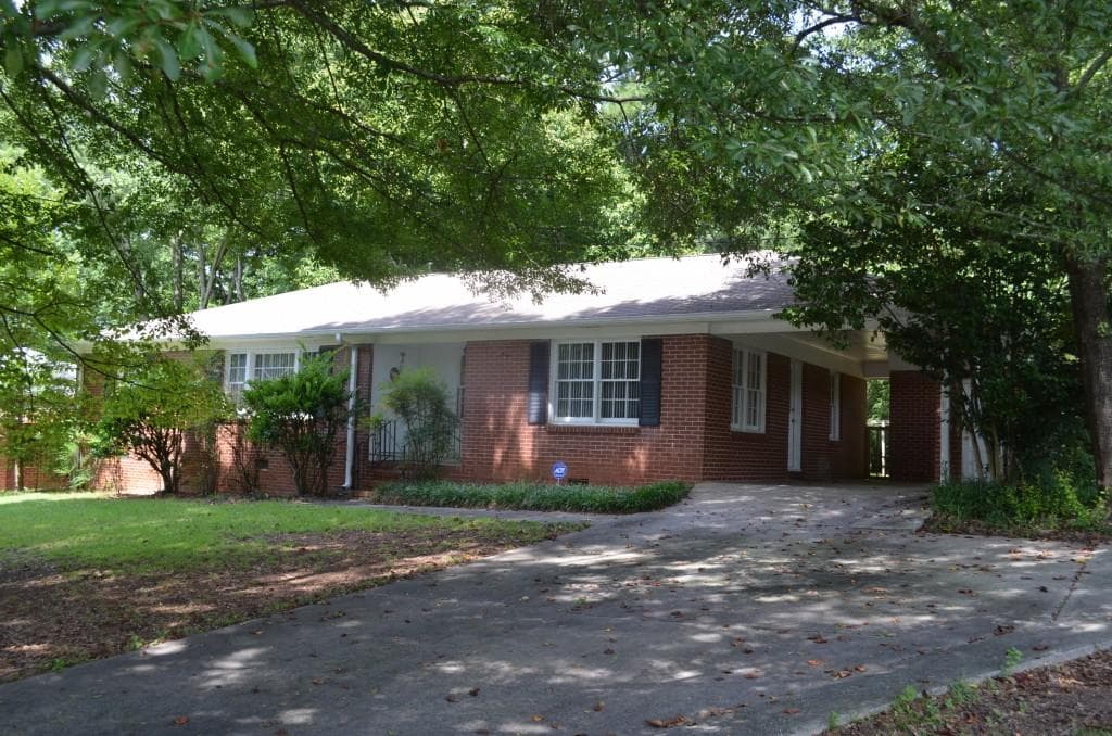 49 Sewell Lane, Marietta, GA 30068 — most recent listing photo