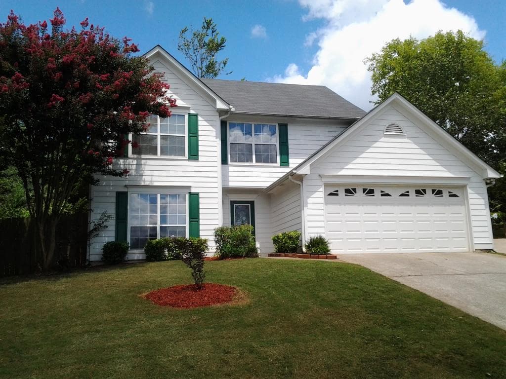 3 bedroom, 1,874 sq ft single family residence sold at 1675 Keswick Place Drive, Lawrenceville, GA 30043
